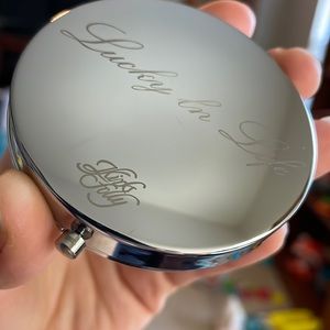 Lucky in Life by Kirks Folly pill container